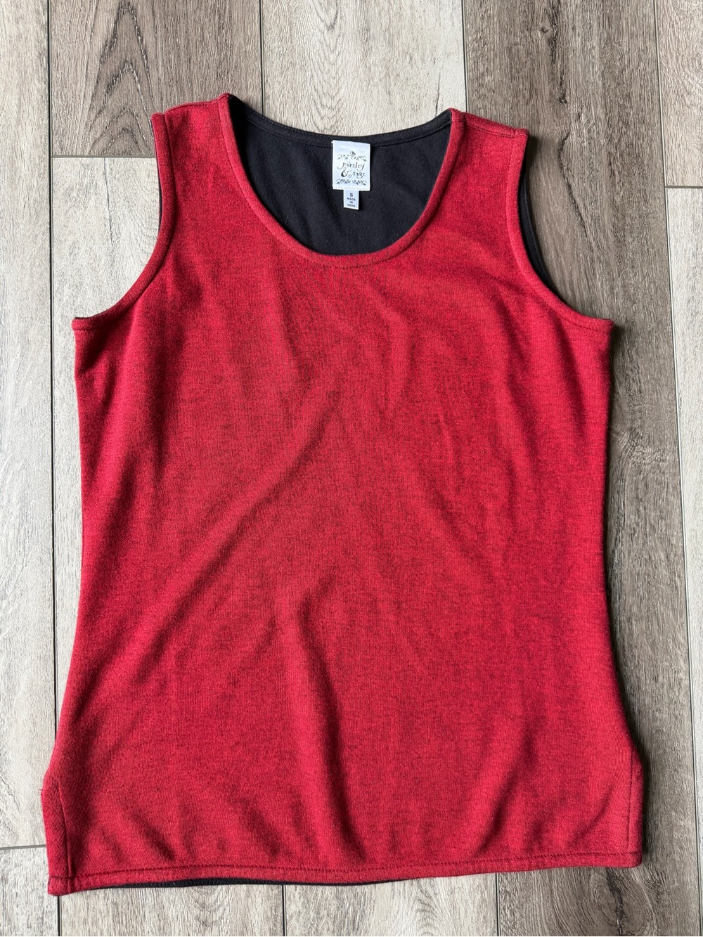 Parsley & Sage Red Sleeveless Top-Perfect for College Tailgates!